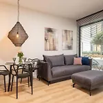 Olimpijska Elite4rent Z Widokiem Na Jezioro I Przestronnymi Tarasami 公寓