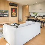 Olimpijska Elite4rent Z Widokiem Na Jezioro I Przestronnymi Tarasami 公寓 *