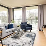 Olimpijska Elite4rent Z Widokiem Na Jezioro I Przestronnymi Tarasami *