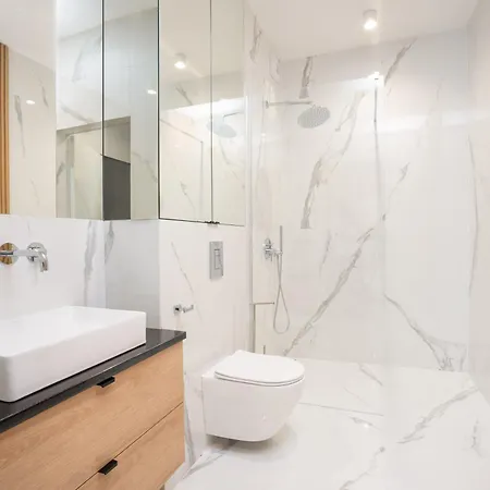 Olimpijska Elite4rent Z Widokiem Na Jezioro I Przestronnymi Tarasami Appartement