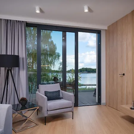 Olimpijska Elite4rent Z Widokiem Na Jezioro I Przestronnymi Tarasami Apartmán *
