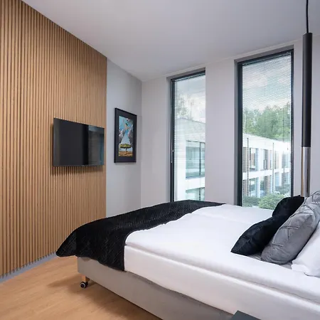 Olimpijska Elite4rent Z Widokiem Na Jezioro I Przestronnymi Tarasami