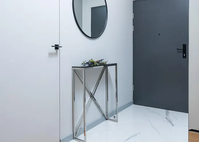 Olimpijska Elite4rent Z Panoramicznym Widokiem Na Jezioro I Przestronnymi Tarasami 公寓 奥尔什丁