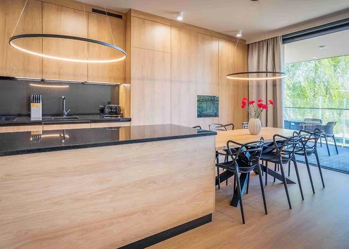 Olimpijska Elite4rent Z Panoramicznym Widokiem Na Jezioro I Przestronnymi Tarasami * 奥尔什丁