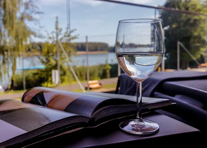 Olimpijska Elite4rent Z Panoramicznym Widokiem Na Jezioro I Przestronnymi Tarasami Olsztyn (Warmian-Masurian)